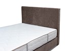 Boxspring-Lulu-n24-matelas-comfort-box-pixi-tissu-genesis-stone-07-detail-tete-de-lit-Crack-Premium