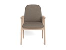 Chaise-accoudoirs-Calvin-tissu-cona-taupe-pieds-chene-front-Actona