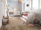 Chambre-a-coucher-Lilo-decor-blanc-pieds-bois-ambi-Gautier