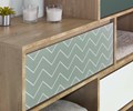 Commode-3-tiroirs-2-niches-Larvik-decor-chene-clair-blanc-bleu-H0L.164-110cm-detail-Gautier