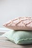 Coussin-Losanges-Ondules-3046-Coton-Rose-Clair-03-Jolipa
