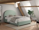 Lit-Moon-140x200-vert-MNST1493-03