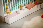 Lit-bebe-tiroir-rangement-Lilo-decor-blanc-pieds-bois-70x140cm-P1Z.702-P1Z.400-G070-detail-Gautier