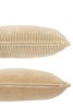 Set-De-2-Coussin-Velours-Carre-22640-Coton-Beige-02-Jolipa