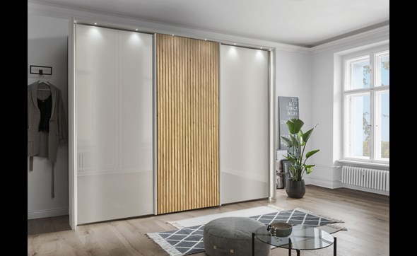 Armoire-3-portes-Nevada-300cm-champagne-chene-led-01-Wiemann