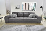 Canape-4-places-Sam-Moldau-tissu-gris-ambi01-Job-Jockenhofer