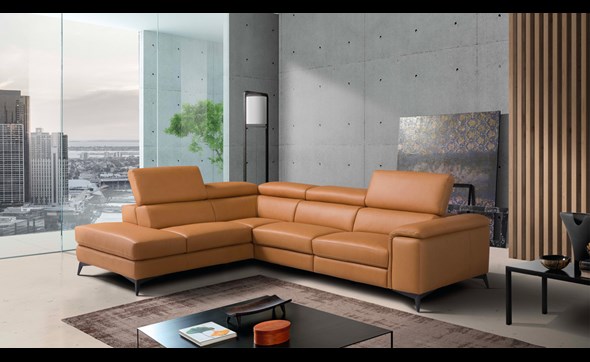 Canape-angle-Emu-377-382-cuir-super-texas-20236-cognac-relax-electrique-01-Max-Divani