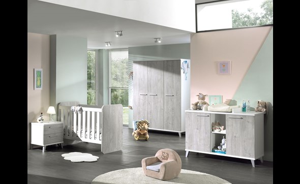 Chambre-bebe-Stef-decor-bois-chene-blanc-Neyt