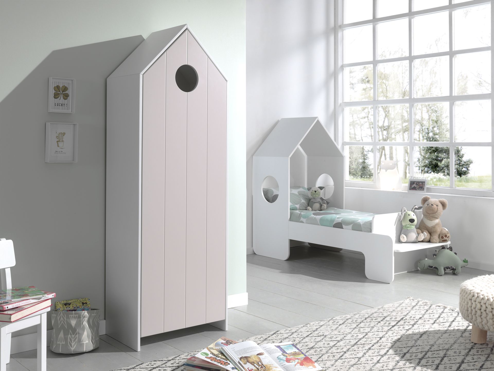 Chambre-enfant-Casami-lit-cabane90cm-bibliotheque58cm-MDF-laque-rose-CSCO7013-Vipack