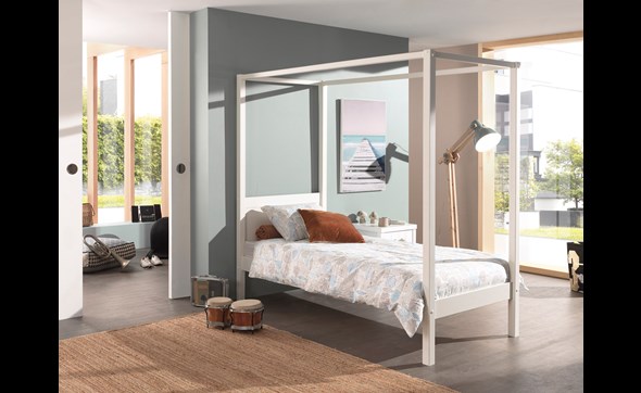 Lit-baldaquin-hemelbed-Pino-PIHB9014-massif-blanc-ambi-Vipack