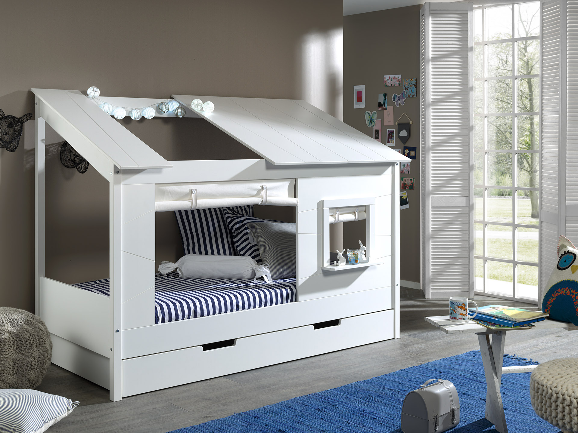 Lit-cabane-Housebed -tiroir-tenture-HB902614-MDF-laque-pin-massif-ambi01-Vipack