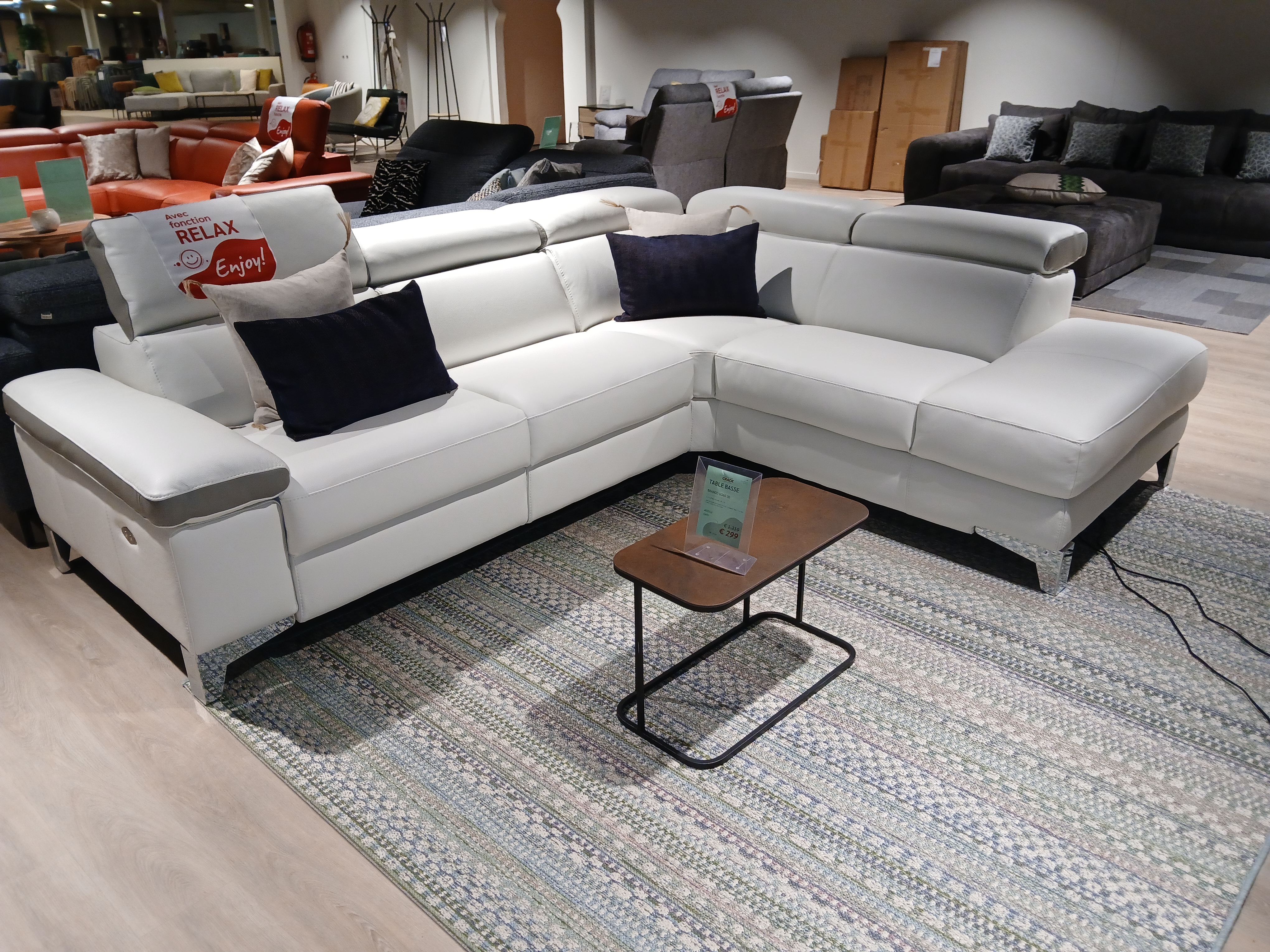 OUTLET-BERTRIX-A110-2025-09-TALISMAN-SALON.jpg