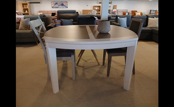 OUTLET-BERTRIX-C061-2025-10-INES-TABLE.jpg