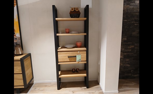 OUTLET-BERTRIX-H008-2025-04-BROOKLYN-BIBLIO.jpg