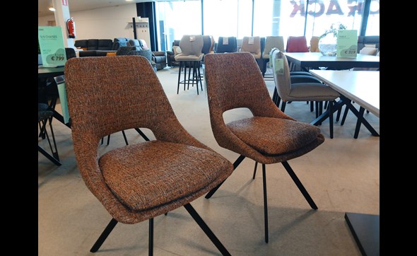 OUTLET-BERTRIX-J003-2025-10-TRUUS-CHAISES.jpg