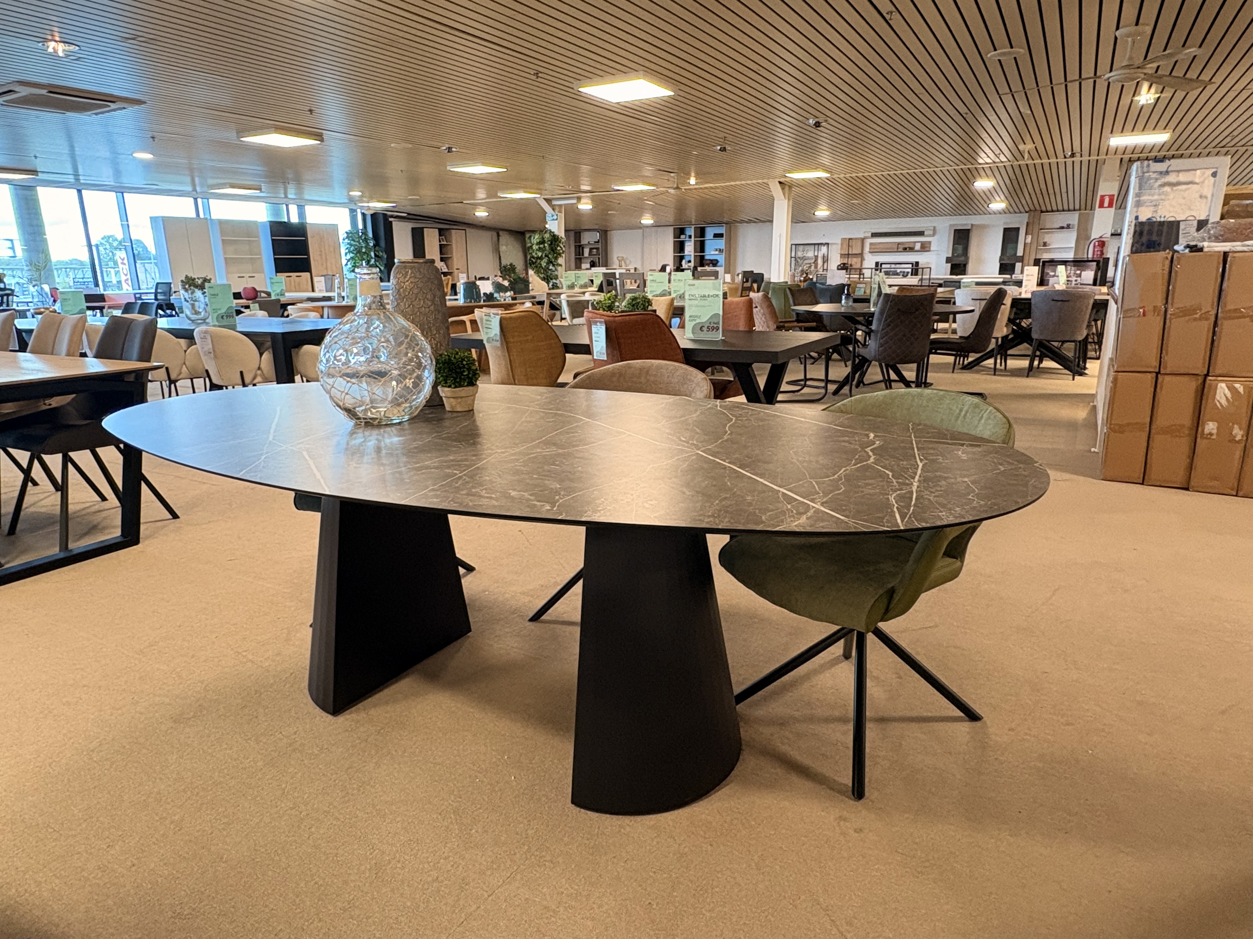OUTLET-BERTRIX-X010-2026-09-TABLE.jpeg