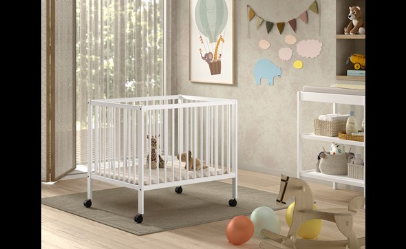 Parc-bebe-Dino-massif-blanc-DIPP7514-01-Vipack