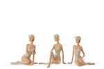 Set-De-3-Femme-Maillot-Assise-11453-Resine-Gris-Beige-01-Jolipa