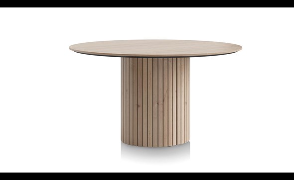 Table-46520-Pavie-DT-Round-140-NAT-ANGLE-Henders-Hazel