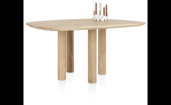 Table-Azulo-52031-placage-chene-160x130cm-01-HendersHazel