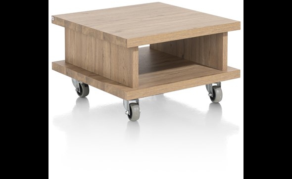 Table-appoint-46979-Delmonte-Persp-Henders-Hazel