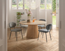 Table-ronde-Aiku-140cm-decor-mountain-ash-De-Eiken-Zetel