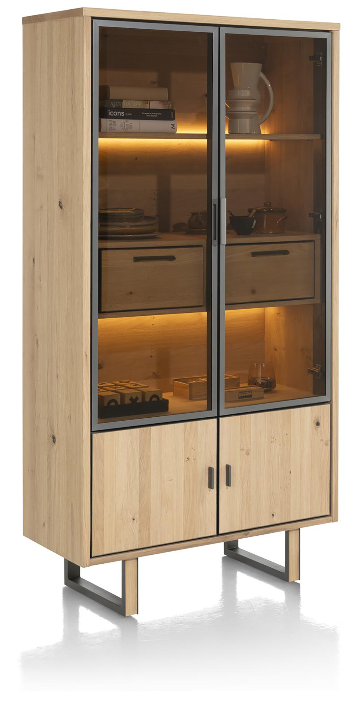 Vitrine-51613-Shimanto-Persp-Henders-Hazel